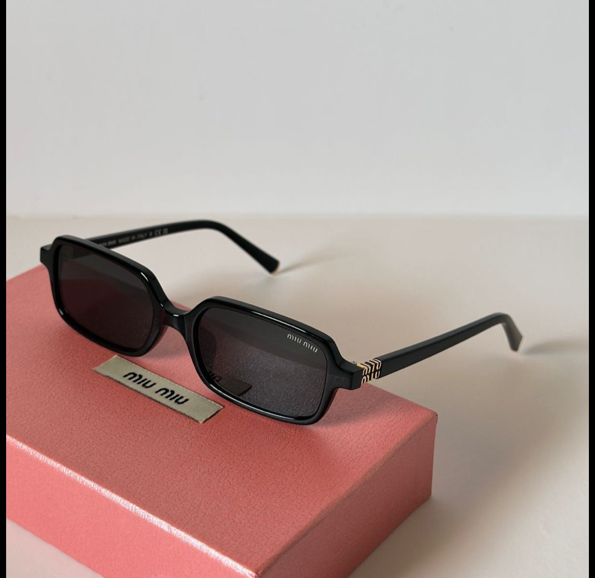Lunettes miu miu carrée 2026